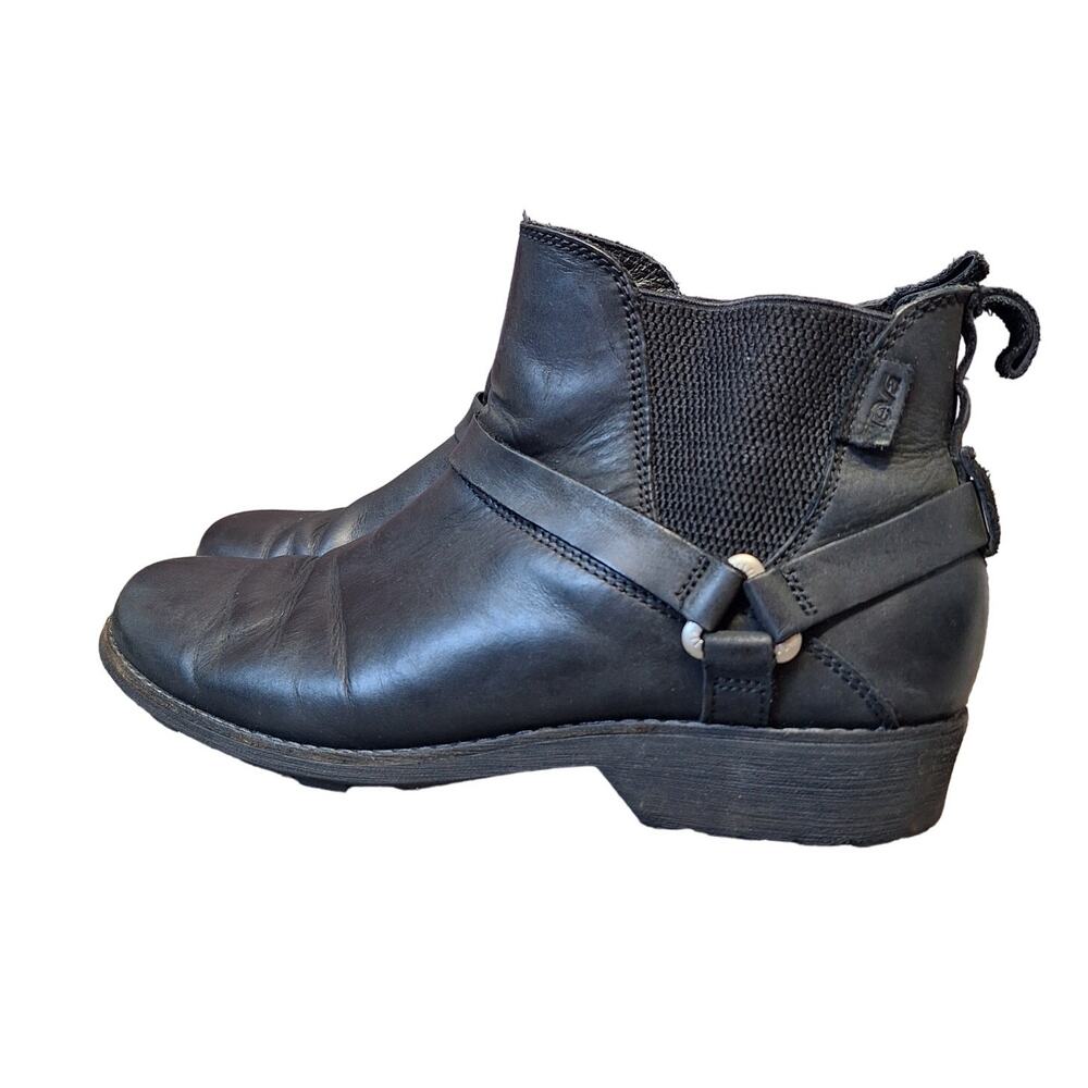 TEVA womens 9 waterproof leather black strap ankle short booties pull on